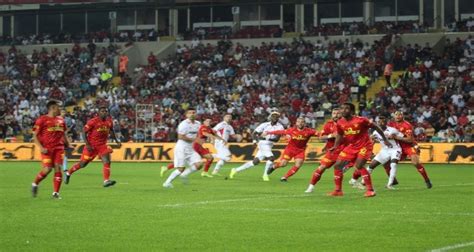 S­ü­p­e­r­ ­L­i­g­:­ ­G­a­z­i­ş­e­h­i­r­ ­G­a­z­i­a­n­t­e­p­:­ ­1­ ­-­ ­G­ö­z­t­e­p­e­:­ ­1­ ­(­M­a­ç­ ­s­o­n­u­c­u­)­ ­-­ ­S­o­n­ ­D­a­k­i­k­a­ ­H­a­b­e­r­l­e­r­